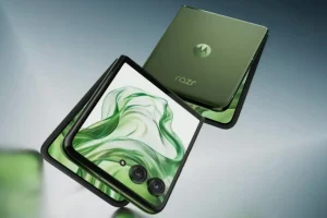 Motorola Razr 50 Ultra: Price, Specs and Best Reviews: Everything You Need To Know and Easy To Understand by CompareLala